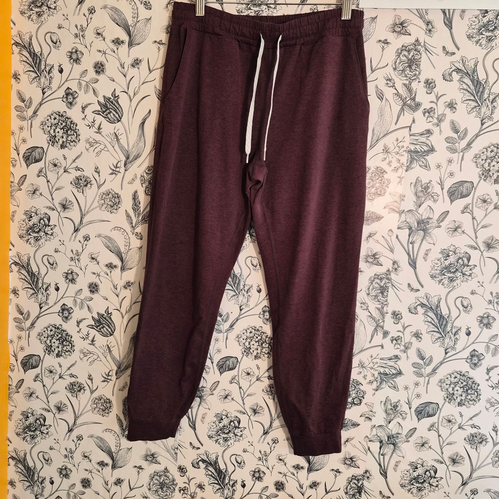 Vuori Performance Joggers Dark Heathered Plum Purple DreamKnit Sweatpants Womens
